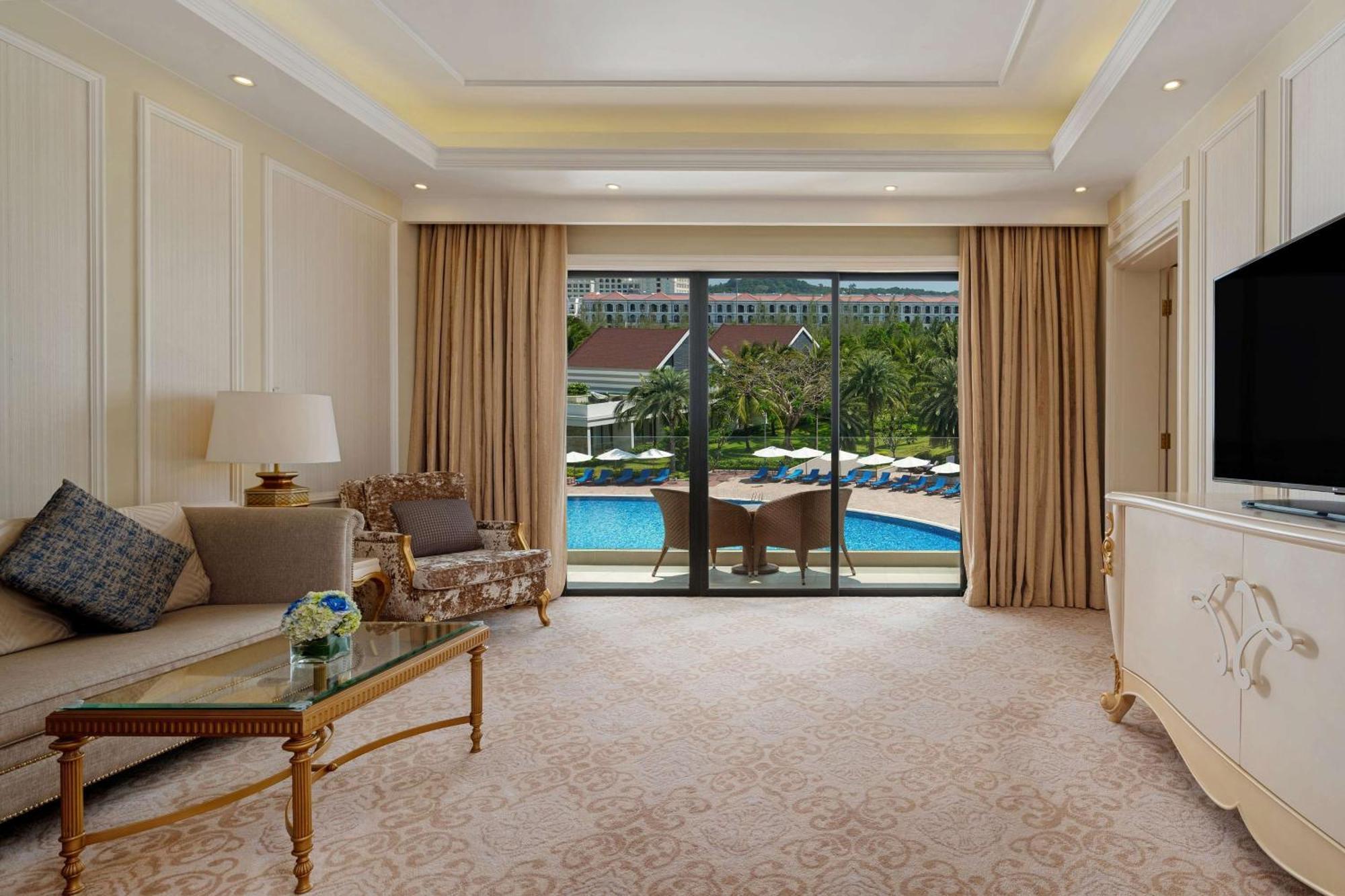 Radisson Blu Resort Фукуок Екстер'єр фото A suite at the hotel
