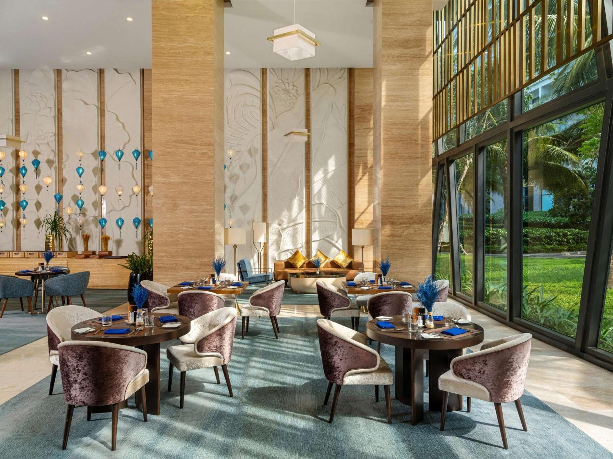 Radisson Blu Resort Фукуок Екстер'єр фото The Lounge at the Westin
